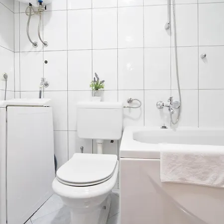 Hoselito U Centru Makarske Гостьовий будинок 3*